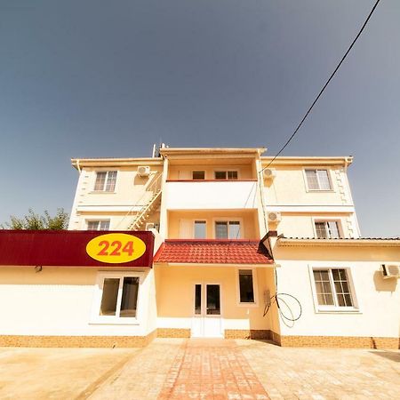 224 Hotel Alma-Ata Buitenkant foto