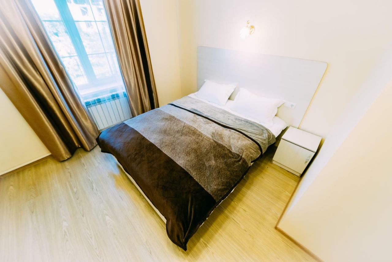 224 Hotel Alma-Ata Buitenkant foto